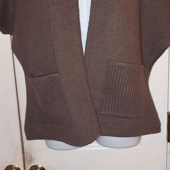Tally Ho Brown button neck cardigan with pockets Sz S - Picture 2 of 5